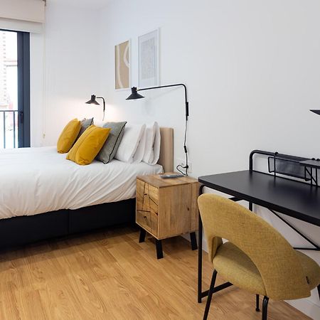 Stay U-Nique Apartments Albeniz Bcn L'Hospitalet de Llobregat Ngoại thất bức ảnh