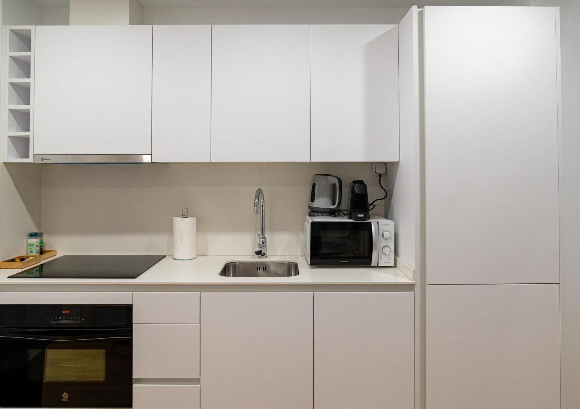 Stay U-Nique Apartments Albeniz Bcn L'Hospitalet de Llobregat Ngoại thất bức ảnh