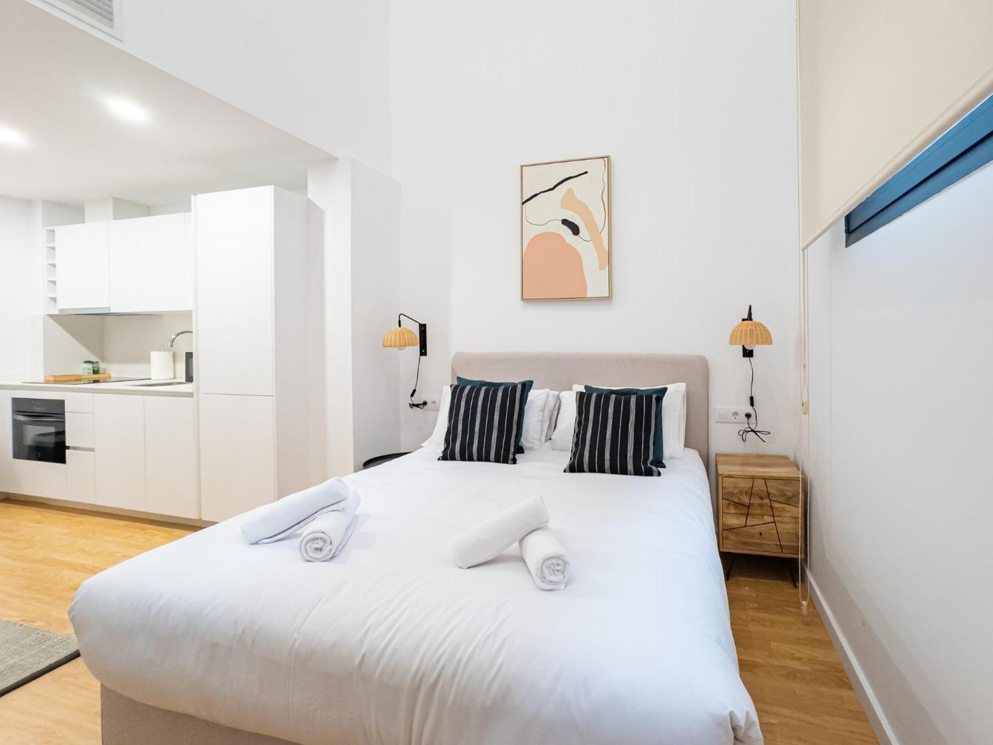 Stay U-Nique Apartments Albeniz Bcn L'Hospitalet de Llobregat Ngoại thất bức ảnh
