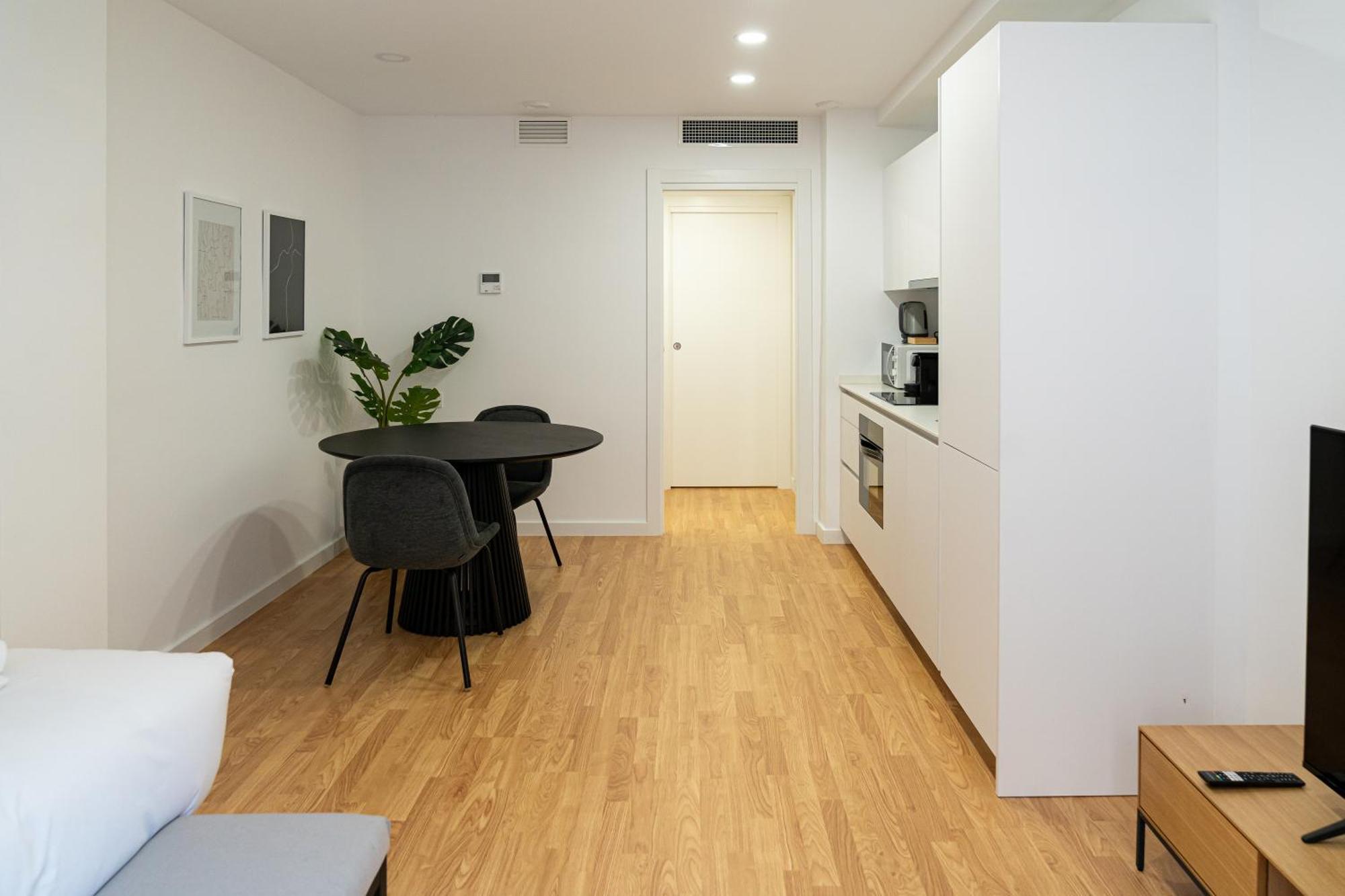 Stay U-Nique Apartments Albeniz Bcn L'Hospitalet de Llobregat Ngoại thất bức ảnh