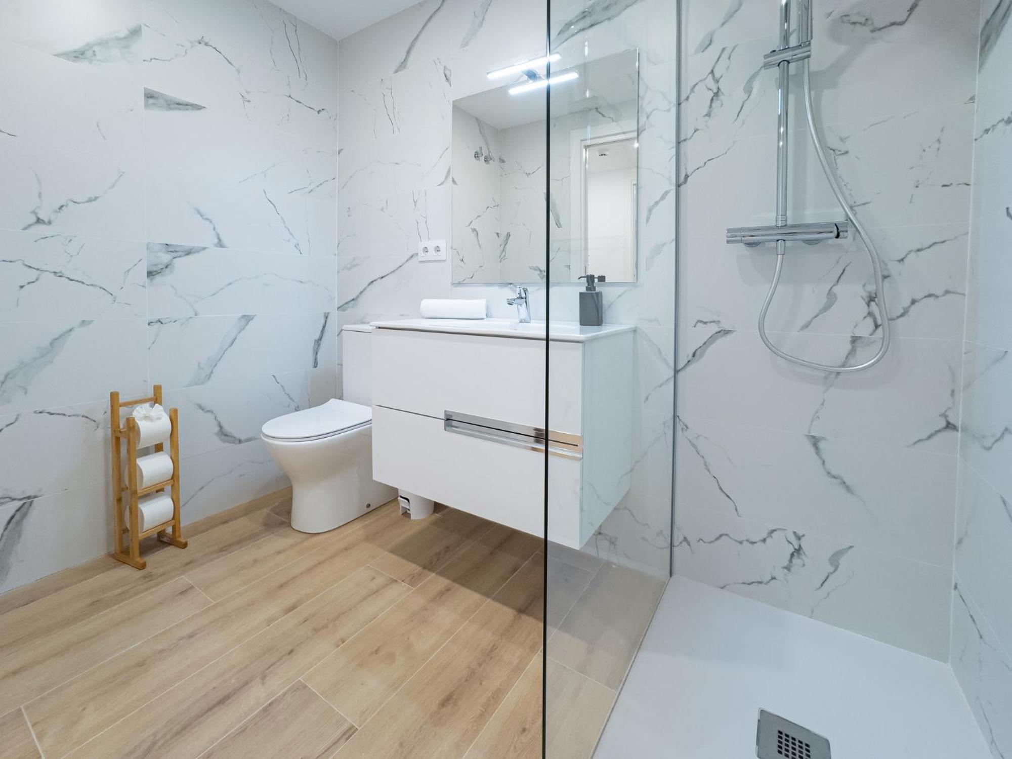 Stay U-Nique Apartments Albeniz Bcn L'Hospitalet de Llobregat Ngoại thất bức ảnh