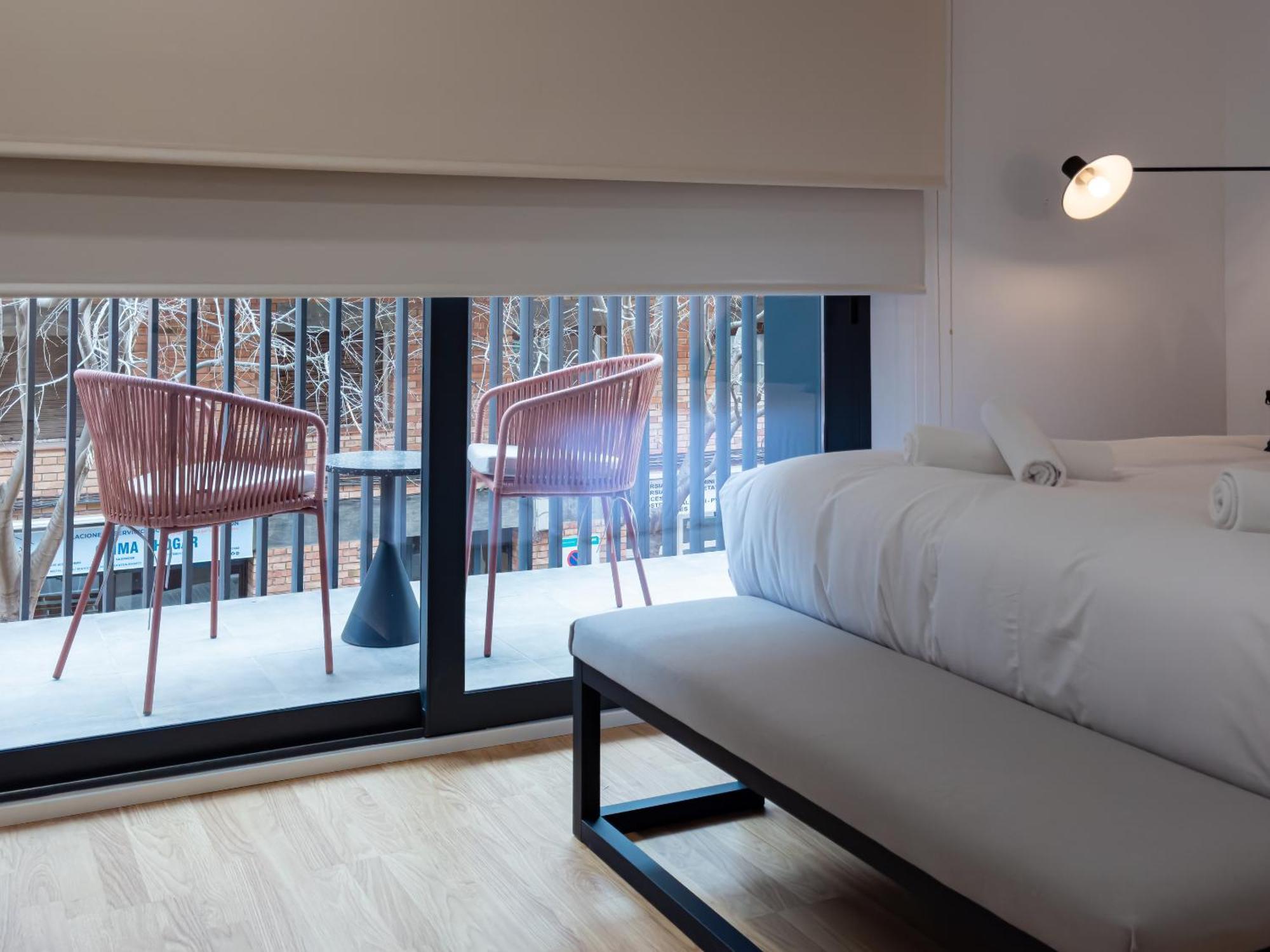 Stay U-Nique Apartments Albeniz Bcn L'Hospitalet de Llobregat Ngoại thất bức ảnh