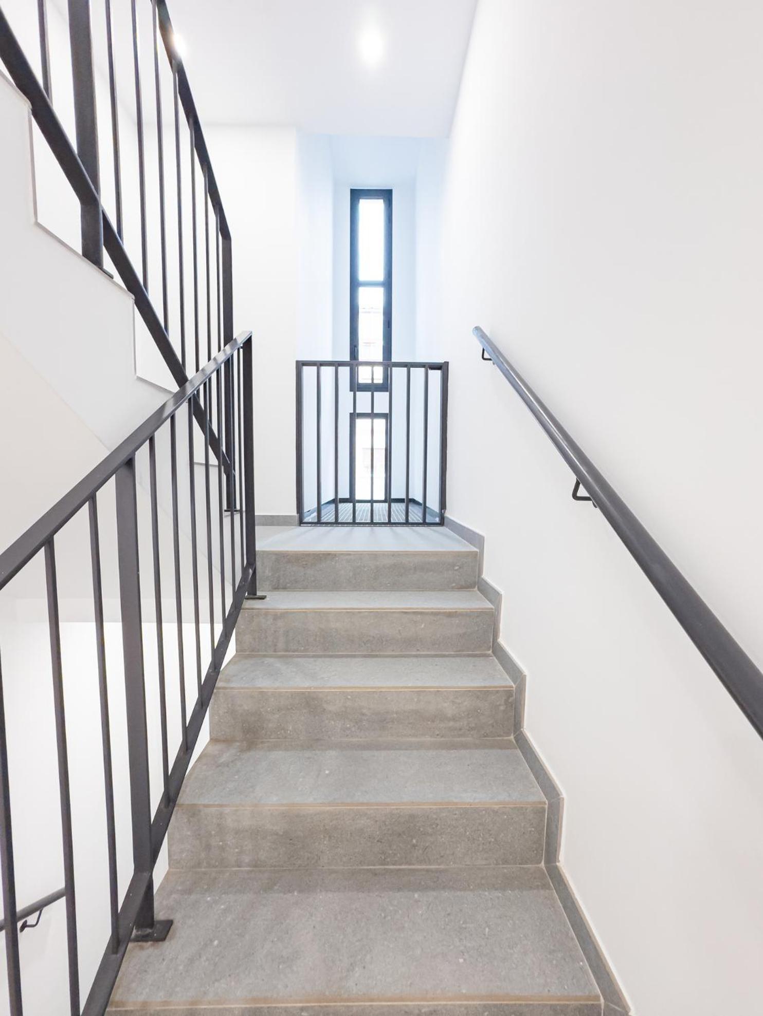 Stay U-Nique Apartments Albeniz Bcn L'Hospitalet de Llobregat Ngoại thất bức ảnh