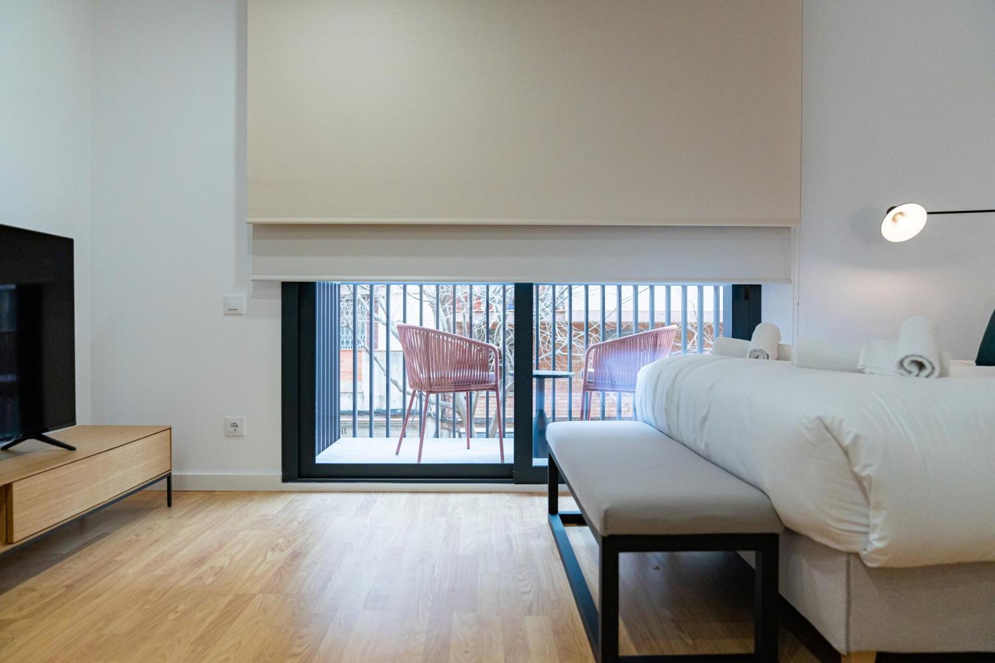 Stay U-Nique Apartments Albeniz Bcn L'Hospitalet de Llobregat Ngoại thất bức ảnh